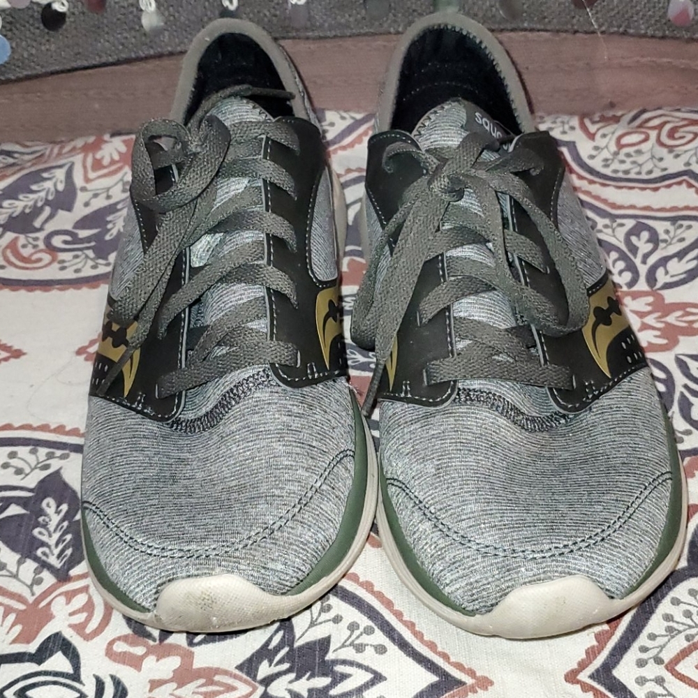 Authentic Saucony Kineta Relay Womens Sneakers